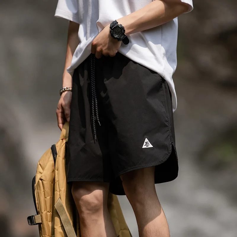Men's Summer Bermuda Shorts Embroidered Split Leg Casual Sports Shorts Five Quarter Loose Fit Beach Streetwear Short Pants