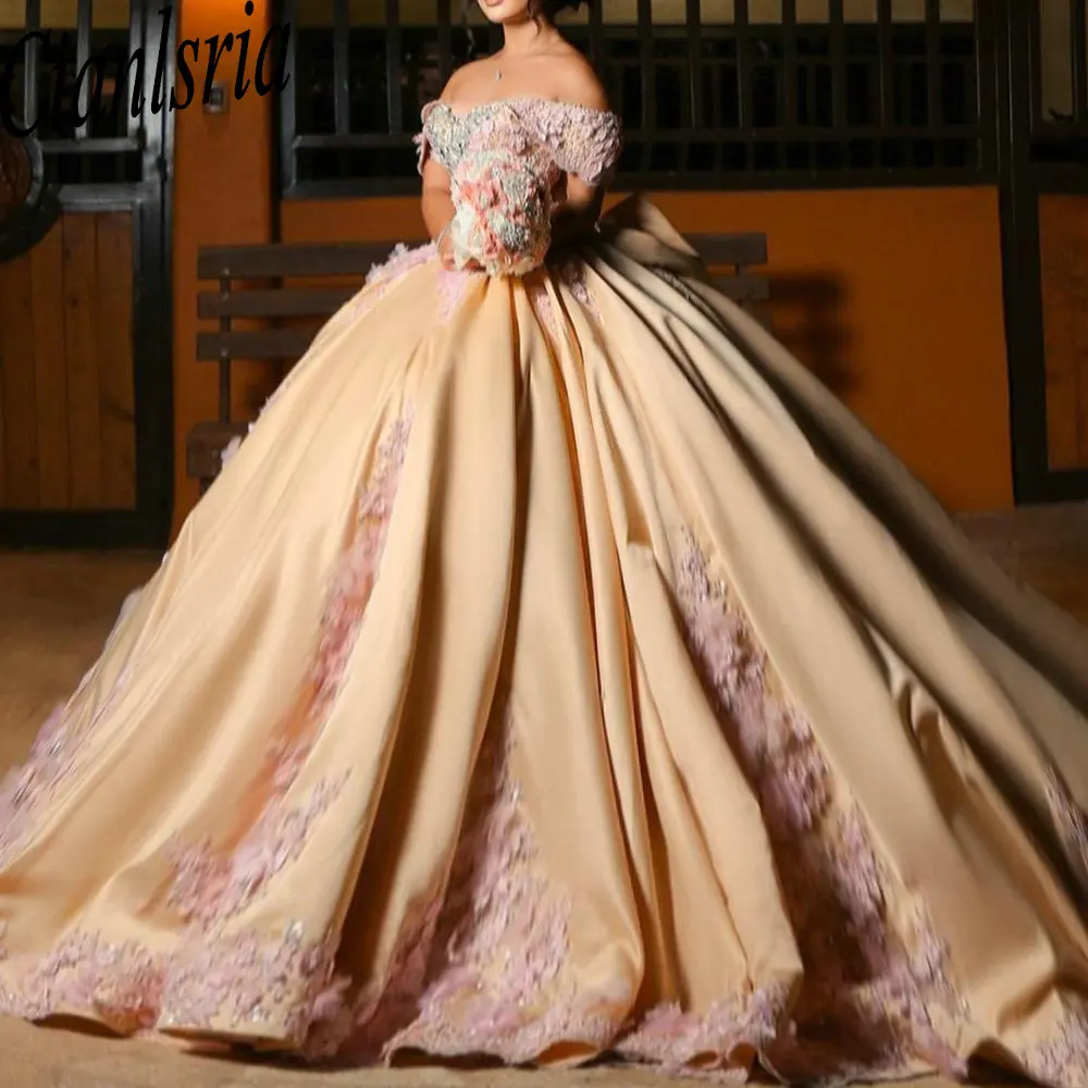 Champagne Off The Shoulder Beading Ball Gown Quinceanera Dresses With Pink Appliques Lace Corset Vestidos De 15 Años