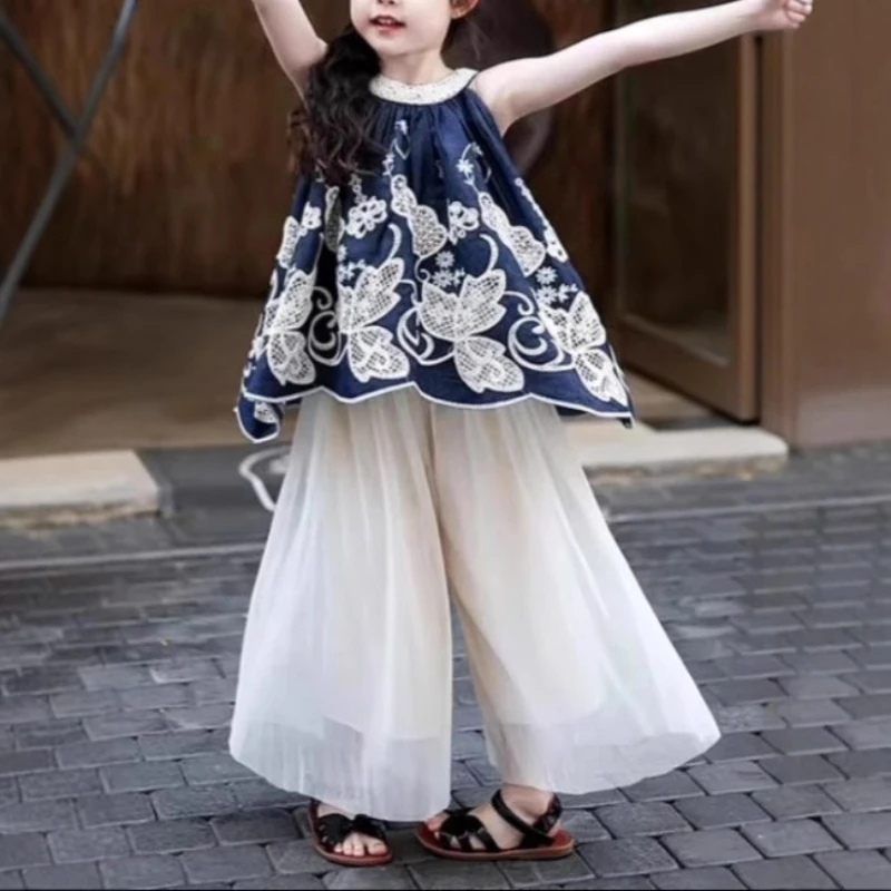 

Girls' Sleeveless Set Summer 2025 New Fashionable Children's Halter Top and Wide-Leg Pants Two-Piece Set