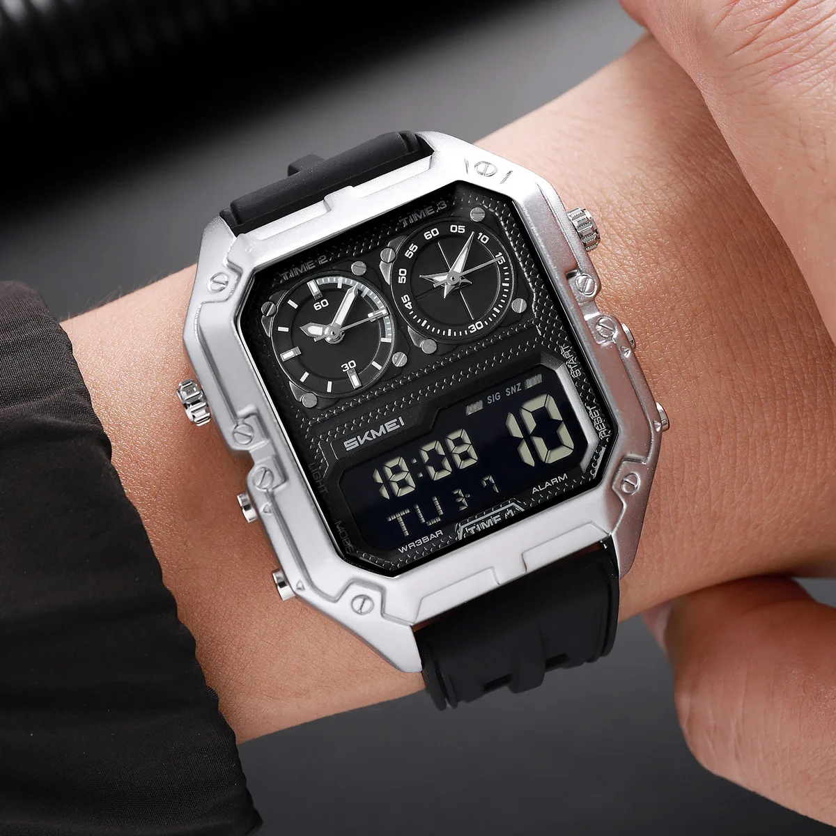 Men's Multi-function Dual-display Electronic Watch Four-place Time Stopwatch Countdown Luminous Wholesale 2580 view 4