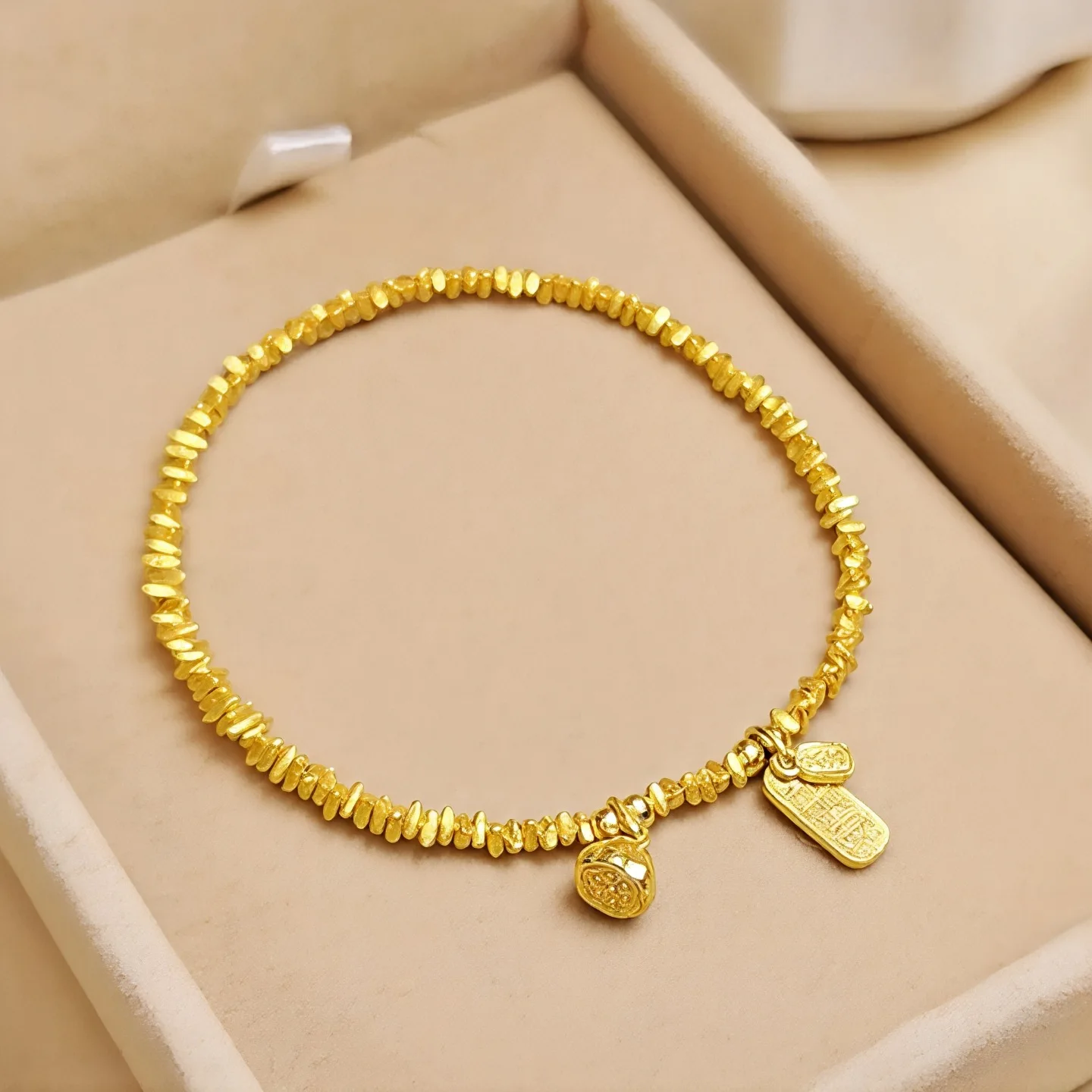 

9999 24K real gold store, same gold women's bracelet, broken gold, and several luxury jewelry series
