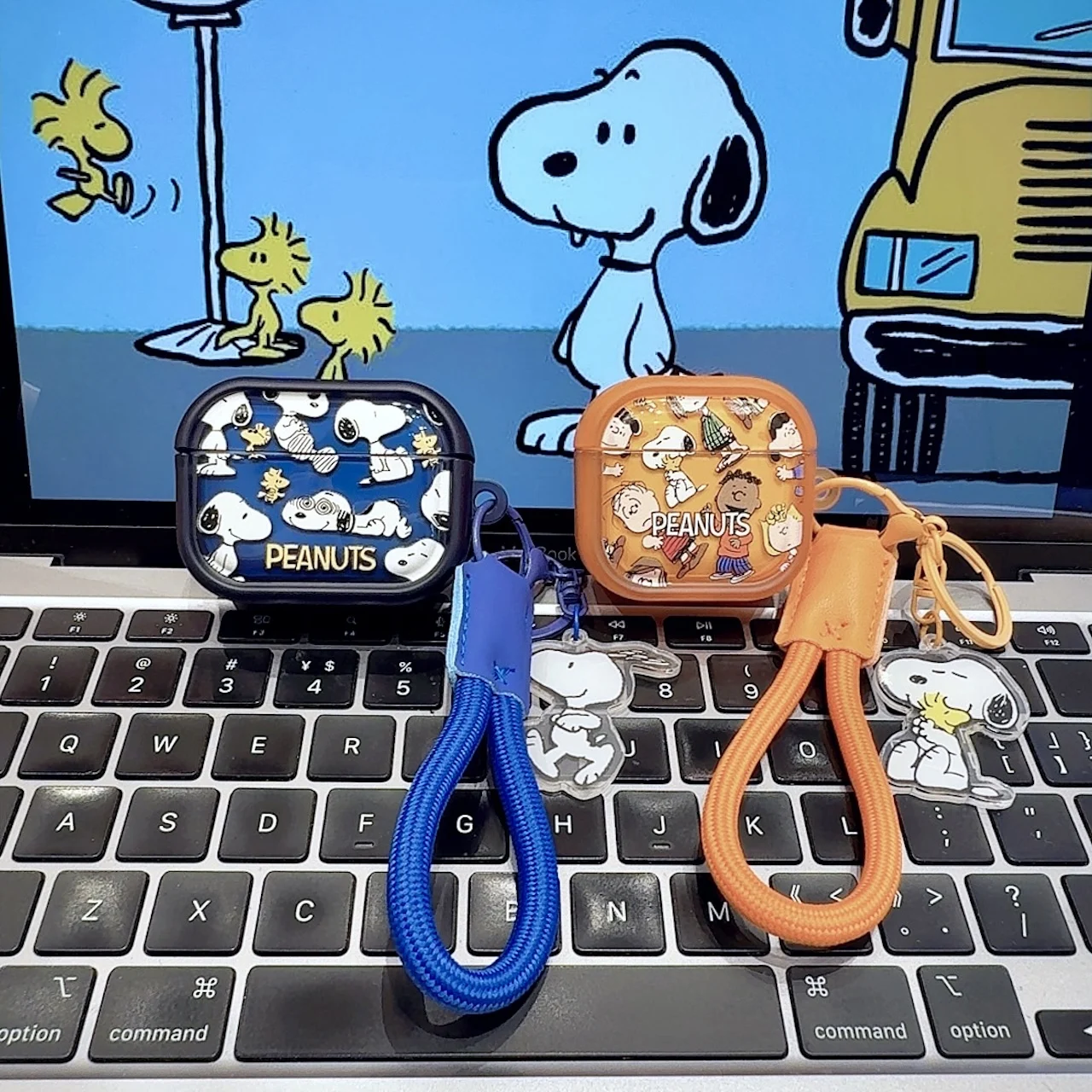 Hot Dashing Gift List Cute Earphone Cover For Snoopy High-qu