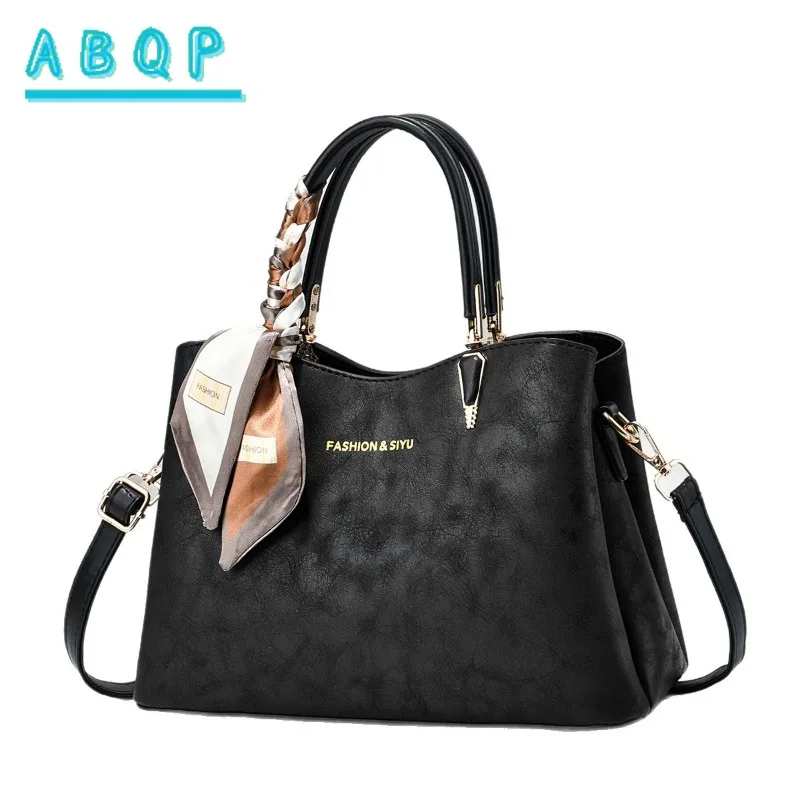 

New Women's Handbags Fashionable Women's Shoulder Crossbody Bags Luxury Brand Large Capacity Casual Women's Bags High Quality