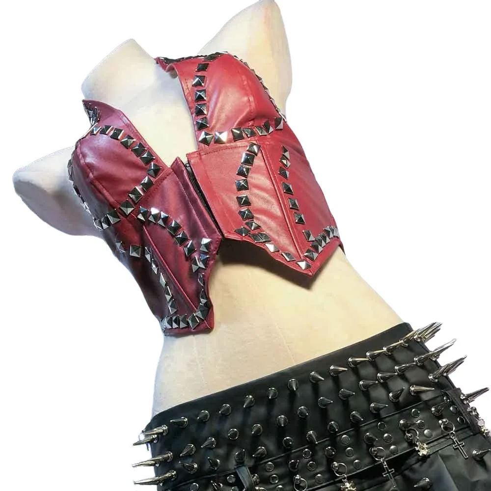 Goth Tops Grunge Spiked Punk Rock Clothes Gothic Tank with Spikes Vkei Rave Y2K T-shirt Emo Clothing Festival Outfit Kawaii