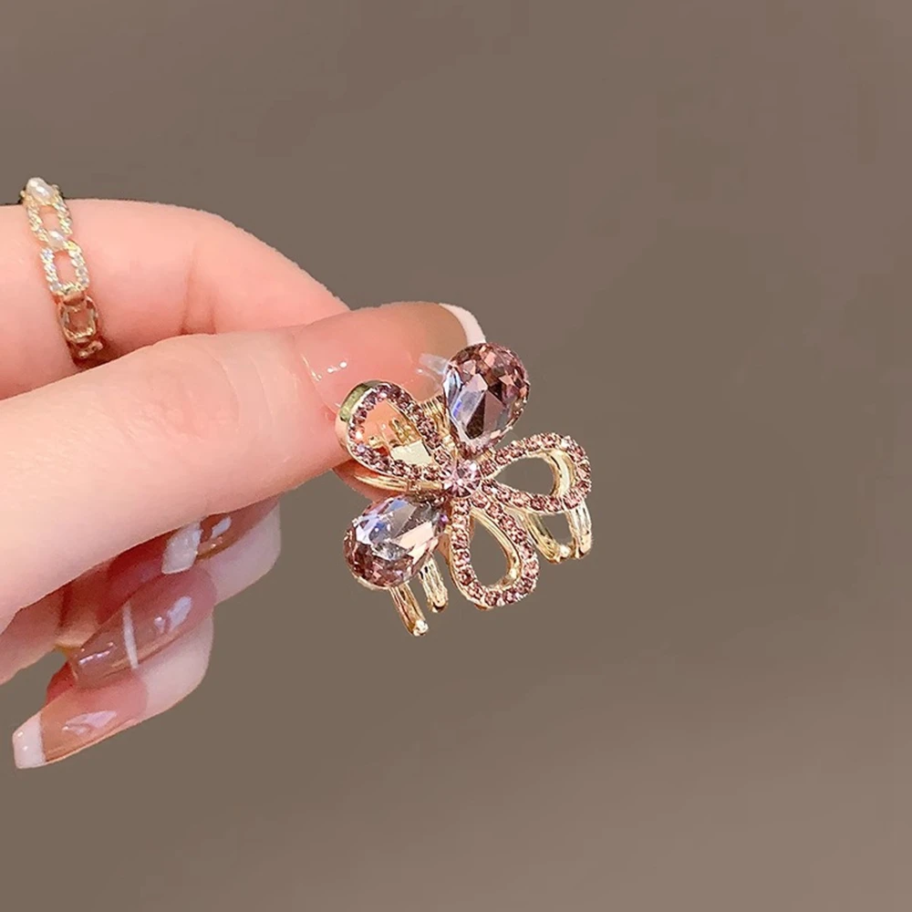 

Luxury Rhinestone Flower Hair Claw Clip Small Crystal Bowknot Hairpin for Women Girls Sweet Bangs Grip Barrette Accessories