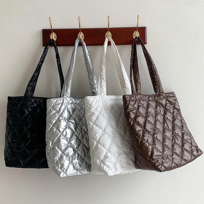 

Embroidered Lattice Shoulder Bags Luxury Slver Tote Bags Large Capacity Solid Underarm Handbags Ladies Travel Commuting Bags