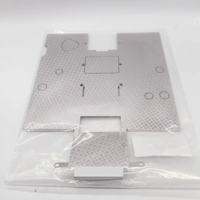 RC 1/14 1 pieza Placa de deslizamiento de metal simulado para excavadora hidráulica, cargadora y camión volquete Tamiya, para SCANIA MAN VOLVO Tripper, piezas DIY