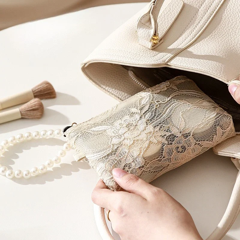 Pearl Chain Makeup Bag Women Cosmetic Pouch Travel Organizer Phone Keys Coin Purse Case