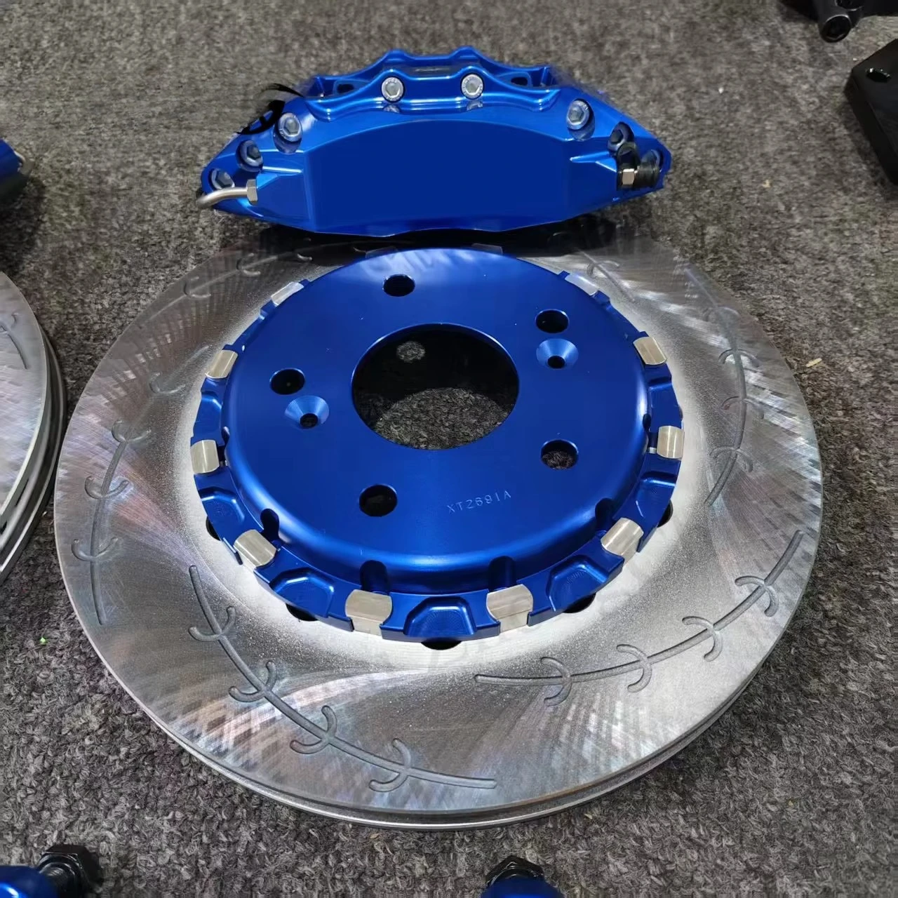 Car Custom Color logo Front Wheel Caliper 4 Piston Big Brake Caliper Kit 302 Rotor for Ek9