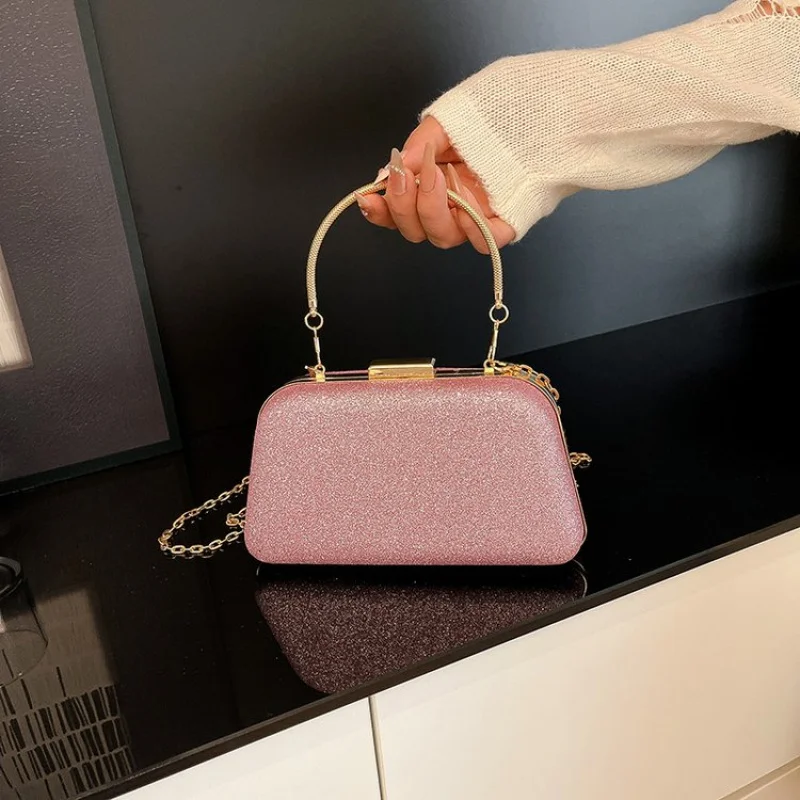 

Stylish PU Leather Crossbody Bag Women Breathable Lining Magnetic Zipper Chain Detail Lightweight All-Match Evening Bag​