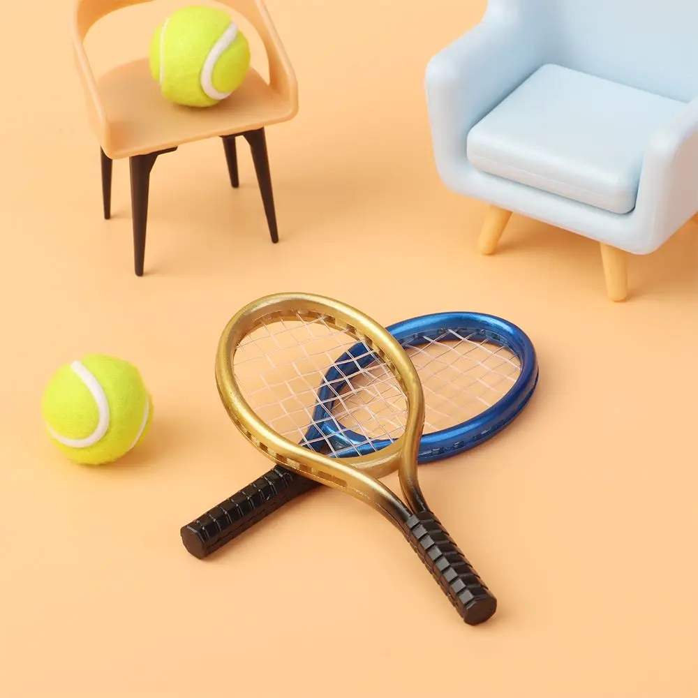 1 Satz Miniatur Sport Tennis Modell Kindergarten Mini Tennis schläger & Ball Geschenk Puppenhaus Puppe Tennis schläger