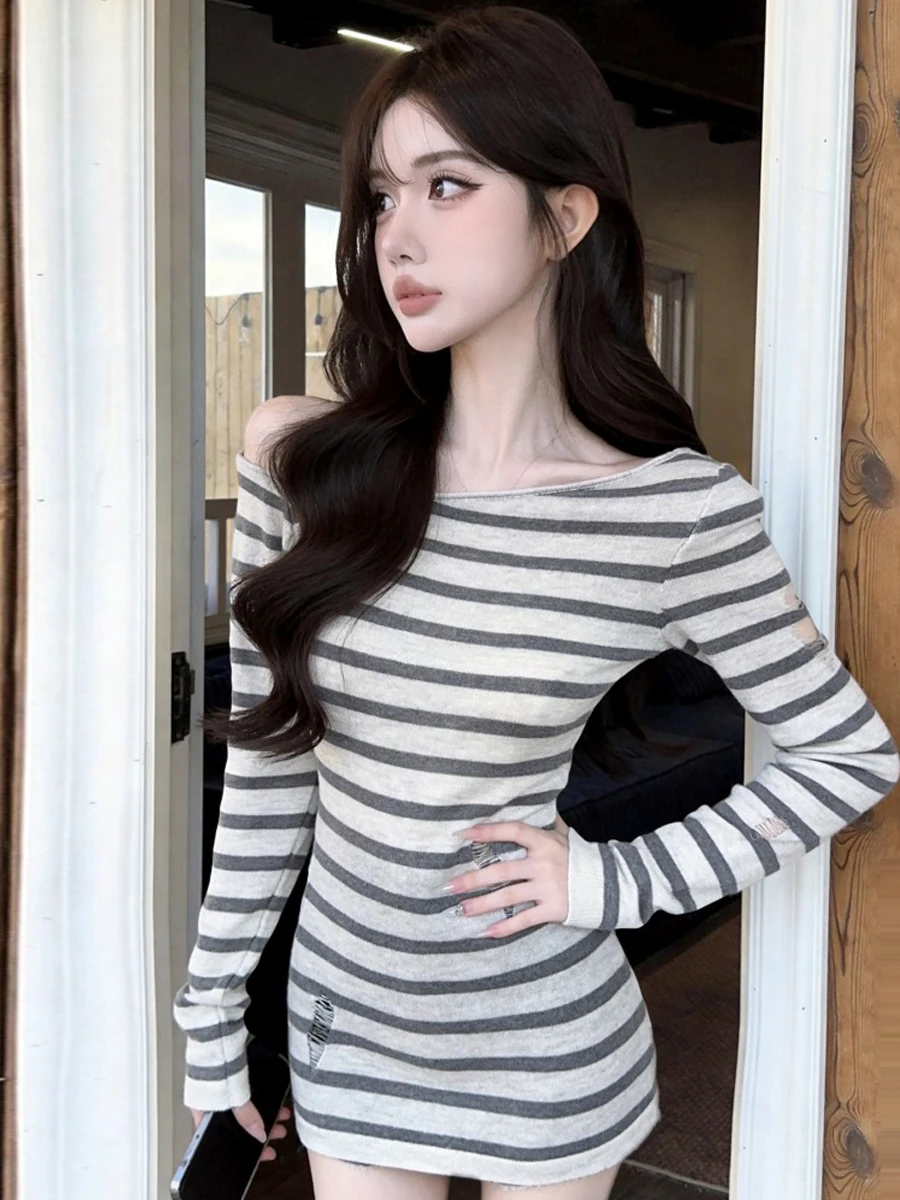 Fashionable Long Sleeve Striped T-Shirt Women's Slim Fit Basic Style Shoulder Bared Side Collar Top for Autumn Versatile Simple