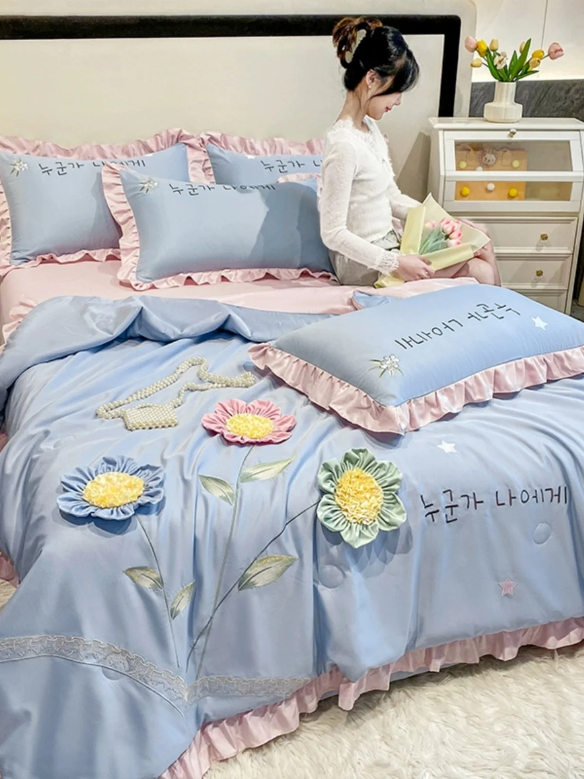 

Летнее одеяло с кондиционером, двухстороннее одеяло из ледяного шелка, тонкий сердечник, вышитое корейское одеяло, наполненное волокном из полиэстера, комплект одеял