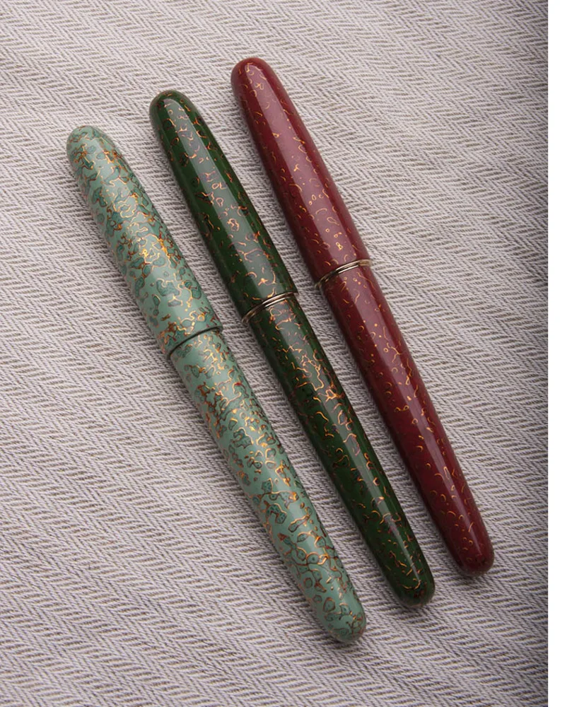 

Handmade Lacquer Raw Lacquer Rhinoceros Skin Vermilion Lacquer Wood Fountain Pen Business Pen