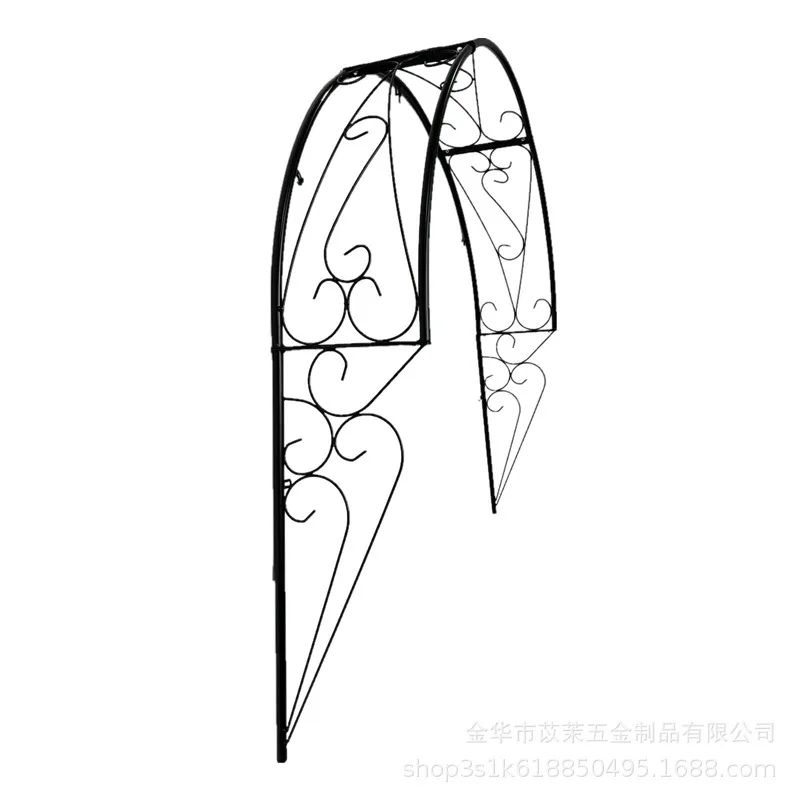 ローズウィンドウ、半円形のアーチ、花のトレリス、つる性植物のトレリス、つる性植物の支柱、錬鉄製の中庭