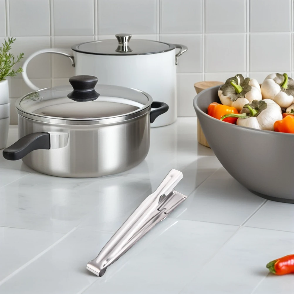 

2Pcs Crawfish Tail Removers Metal Portable Shrimp Cleaner Ideal for Quick and Hassle-Free Peeling Lobster Peeling Tool