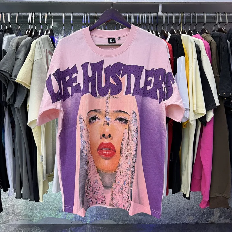 Quality Casual Round Neck T-shirt Street Couple Figure Pattern Letter Hot Stamping New Cotton Life Hustlers Short Sleeved Top