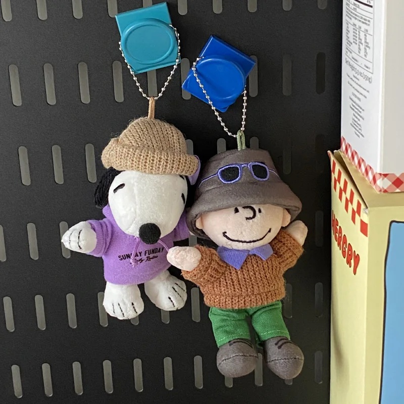 2025 nieuwe Japanse schattige snoopy puppy en zijn vriend Charlie pop tas hanger grappige pluche pop sleutelhanger paar hanger