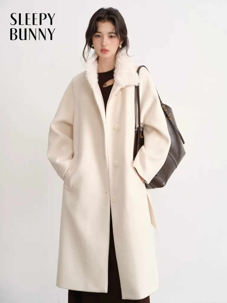 

Women Lady Elegant Wool Coat Winter Outerwear Jacket with Soft Collar Detail and Warm Structured Design for Daily Classic Style