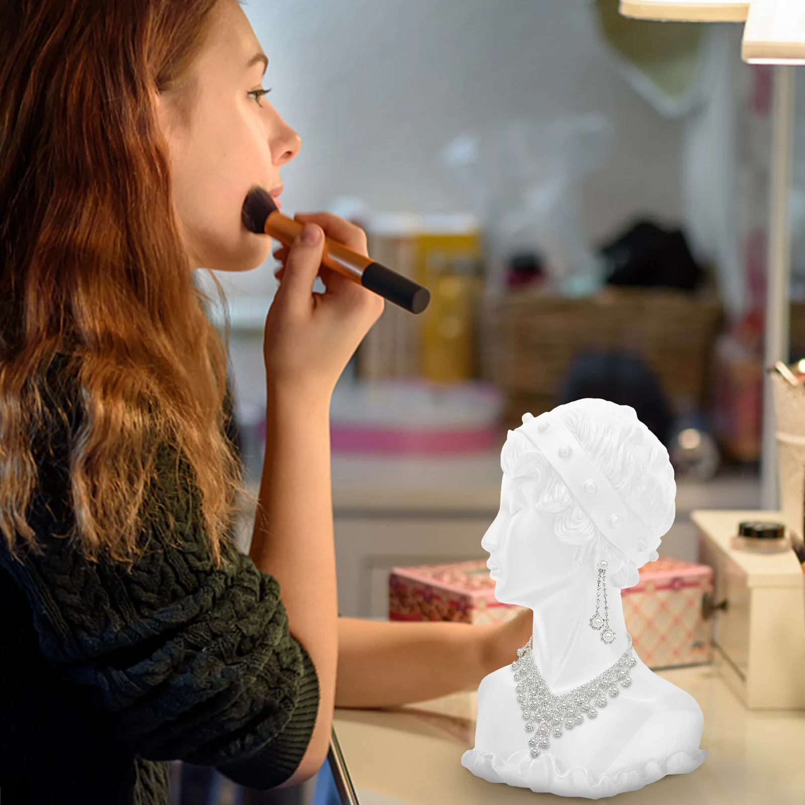 

1Pcs Jewelry Display Rack Resin Decorative Bust Sculpture Necklace Earrings Holder Display Stand Long-Lasting Home Ornament
