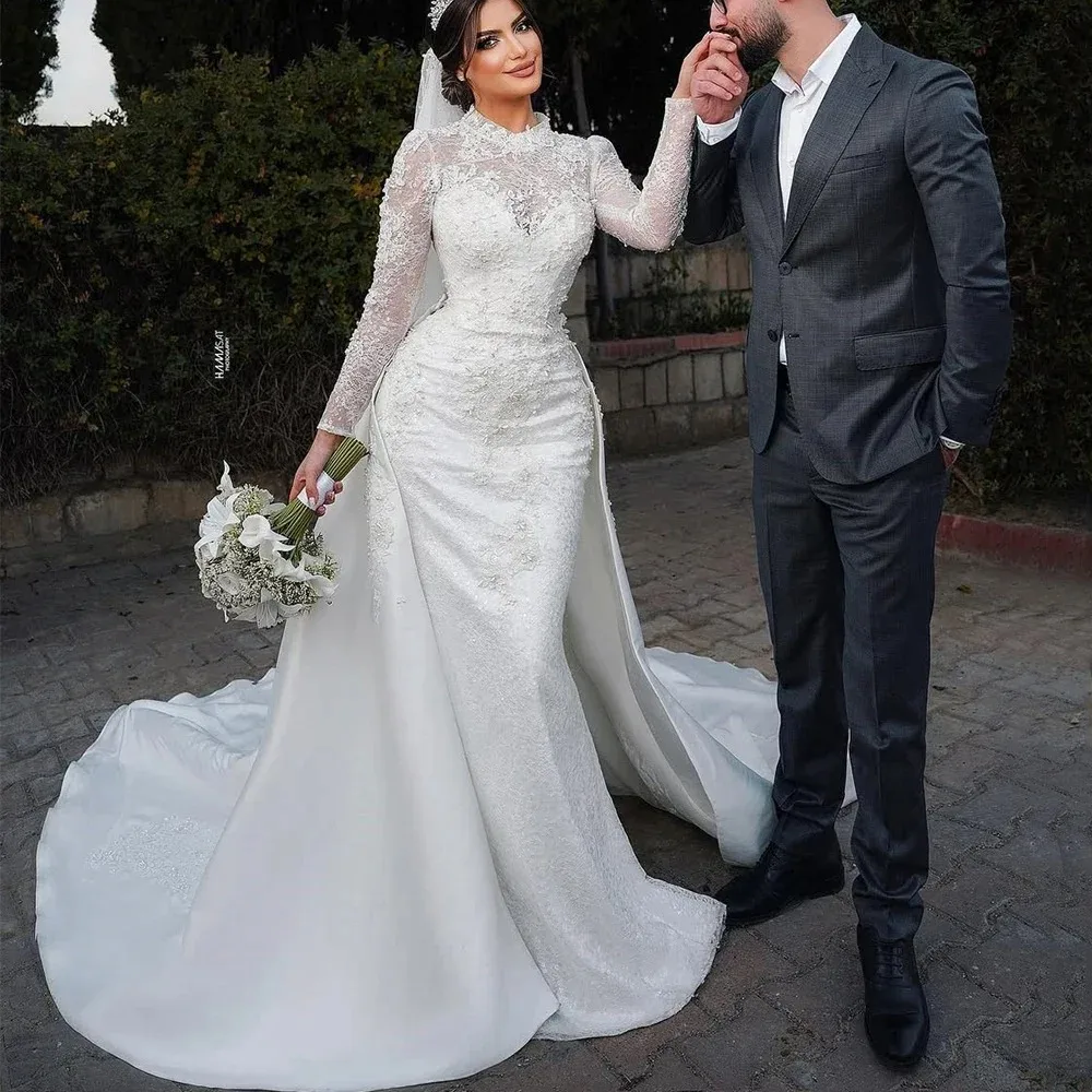 Customized Elegant Mermaid Wedding Dress Round Neck Long Sleeve Lace Stickers Pearl Decorative Long Sleeve  Vestido de Novia