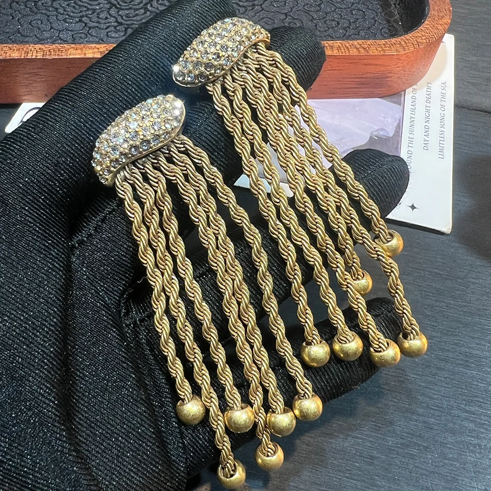 Russian gold tassel earrings, Western antiques, high-end and middle-aged