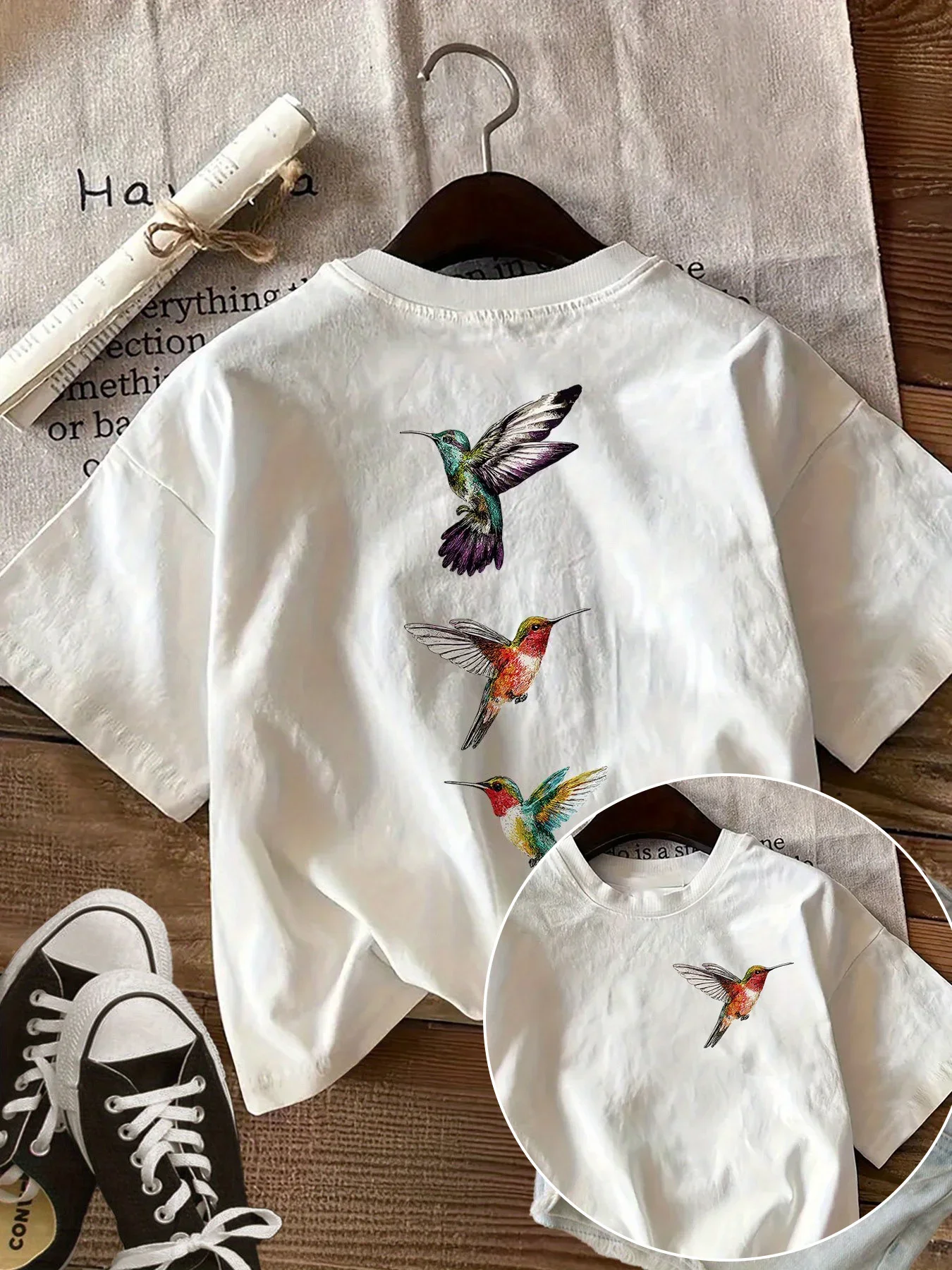 Casual Short-Sleeved Round Neck T-Shirt Featuring a Hand-Painted Hummingbird Design on Both The Front And Back