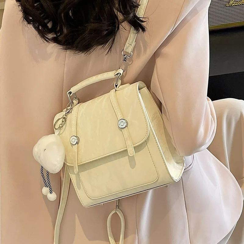 Backpack Women's New Niche Design Sense Travel Cute Lightweight College Style Simple Shopping Small Backpack Exquisite Leisure
