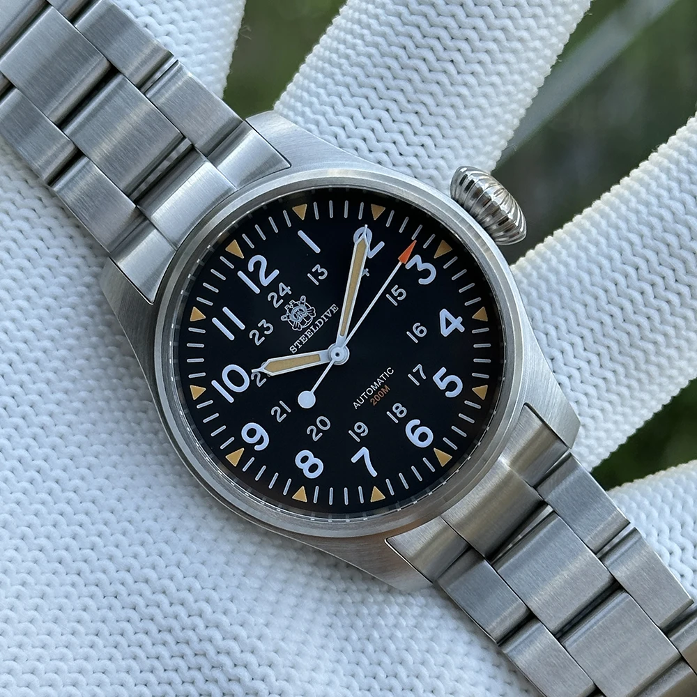 Reloj de piloto STEELDIVE para hombre, reloj de pulsera mecánico automático para buzo, resistente al agua 20ATM, C3 + BGW-9, zafiro luminoso NH35, corona de cebolla