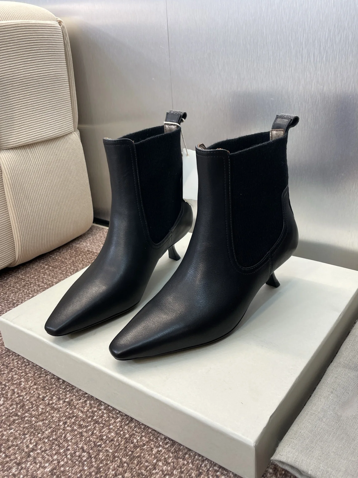 أحذية نسائية قصيرة مرنة جديدة لخريف وشتاء 2025 بكعب منخفض ونقطة حادة وبسيطة ورائعة ومتعددة الاستخدامات #5