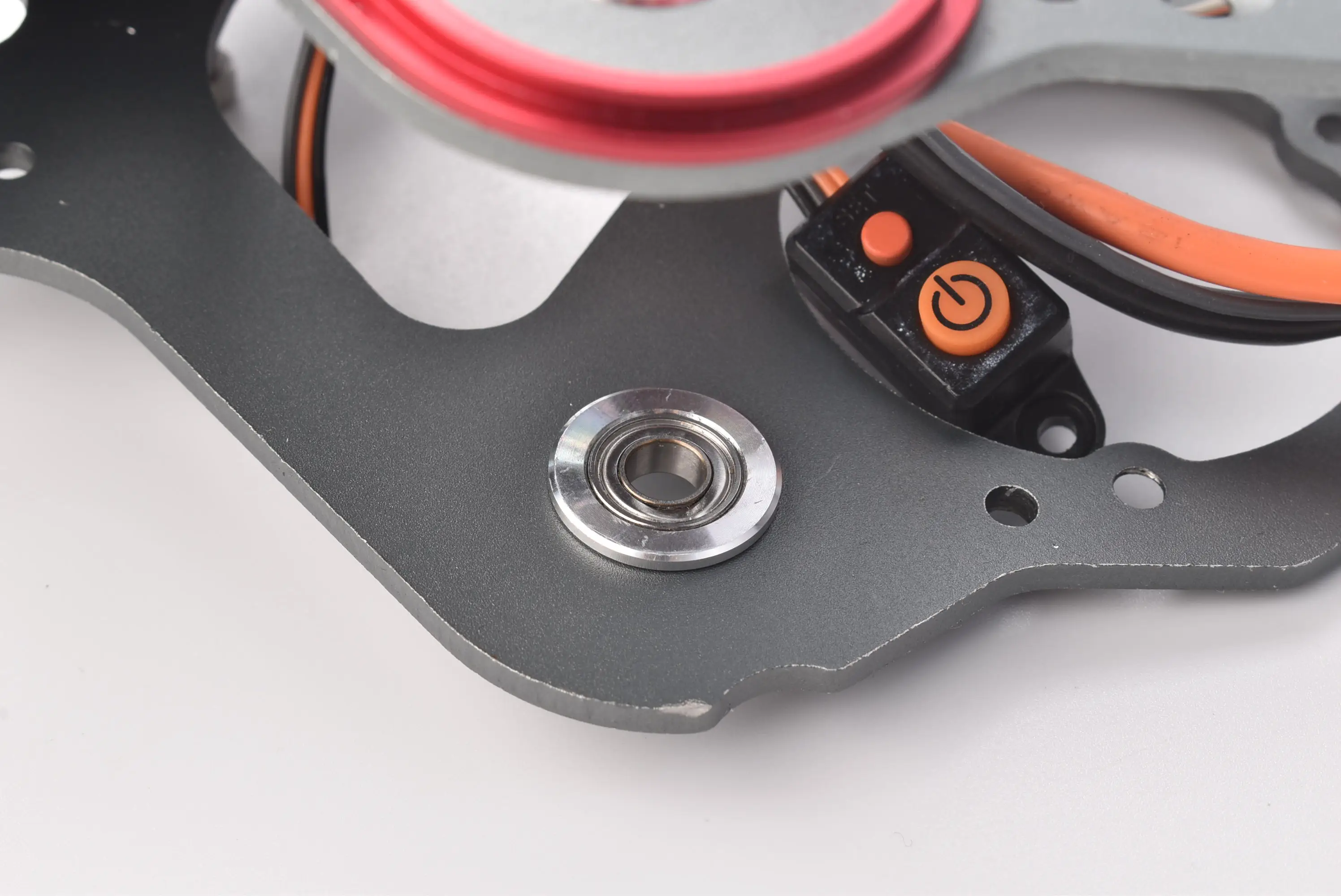 Alu 7075 Transmission Housing Inserts for LOSI - usage example