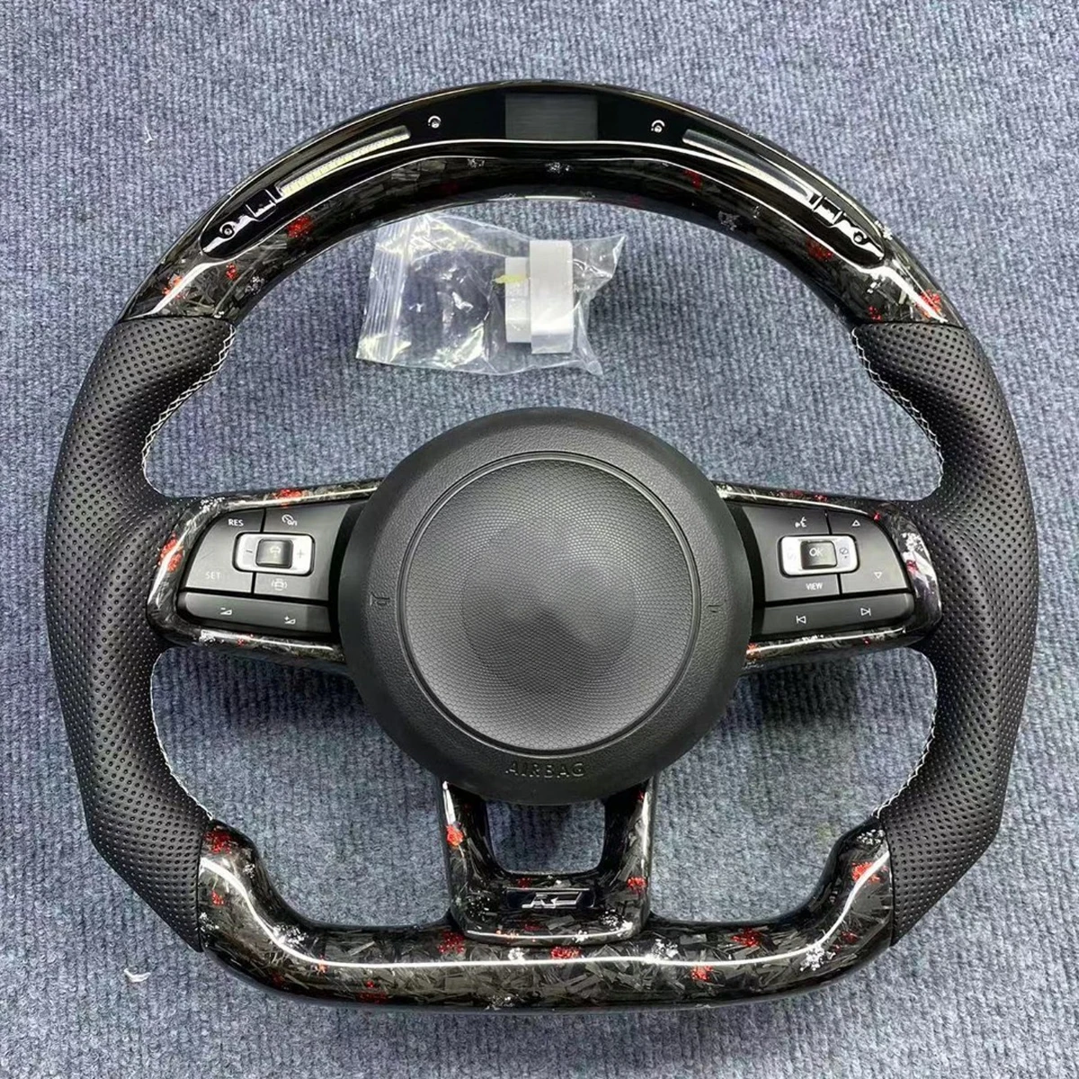 LED Forged Carbon Fiber Steering Wheel Assembly Fit For VW Golf 7 MK7 Passat Passat CC Jetta 2014~2020 Customized Wheel