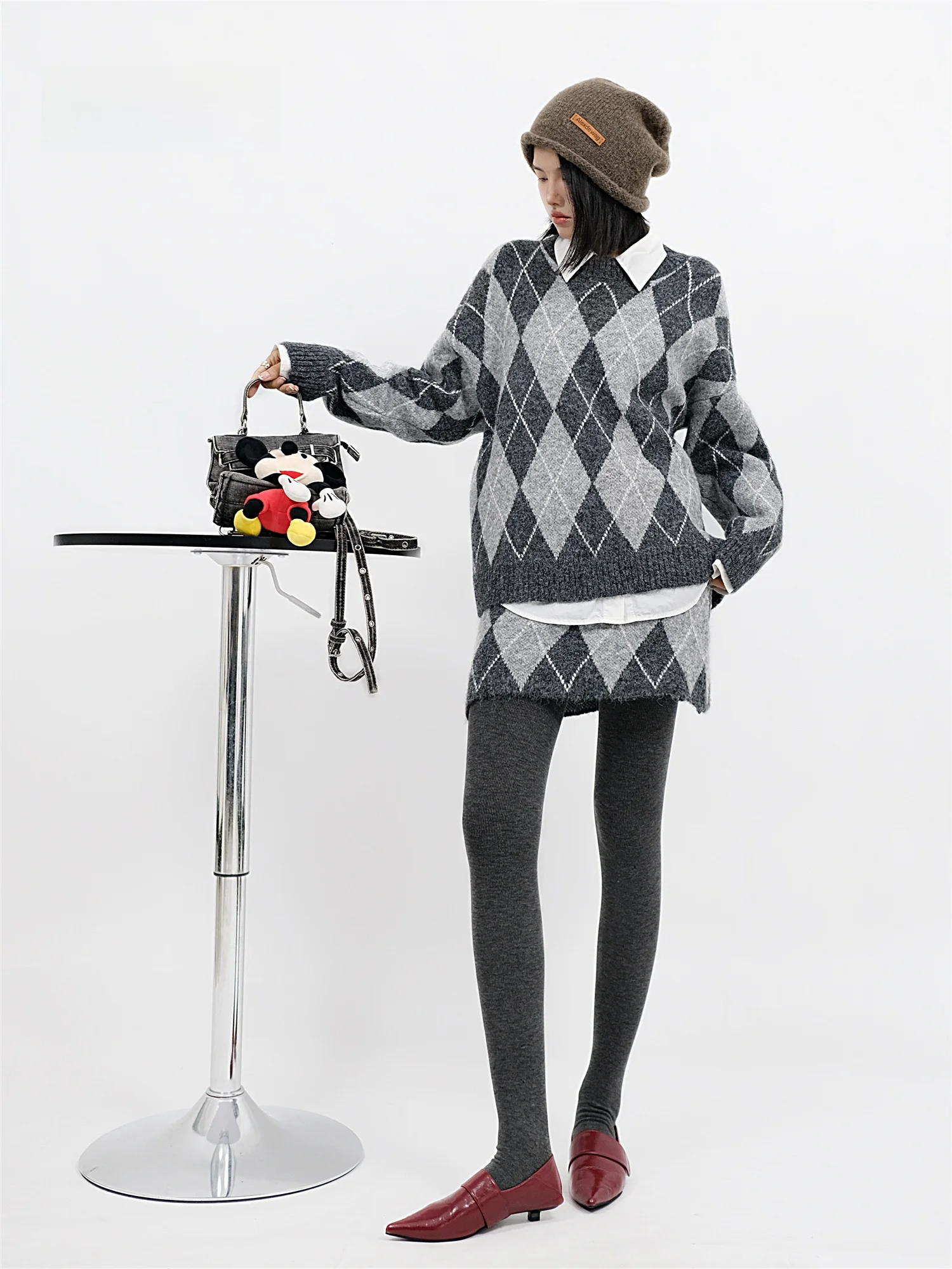 

Мягкий уютный комплект из свитера и юбки с ромбовидным узором, женский свободный вязаный костюм с длинными рукавами, зимний модный повседневный наряд из двух предметов