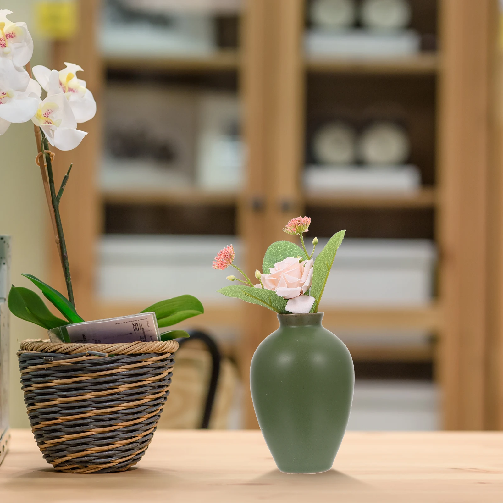 

1Pcs Elegant Zen Porcelain Vase Desktop Craft Vase Chic Floral Arranging Decorative Centerpiece Banquet Display