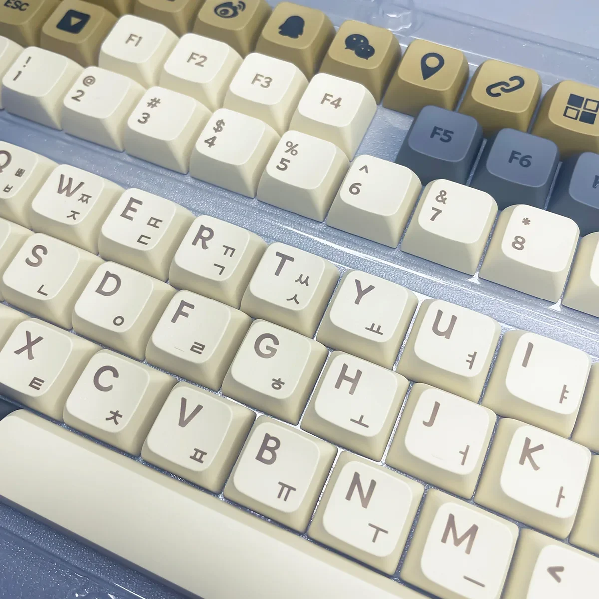 Glimmer Xda Keycaps…