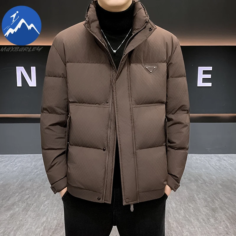 เสื้อแจ็คเก็ตดาวน์ผู้ชาย Maxbarley ดีไซน์ทันสมัย คอตั้ง น้ำหนักเบา เหมาะสำหรับทำงาน บุด้วยขนเป็ดคุณภาพสูง 90% ให้ความอบอุ่นในฤดูหนาว