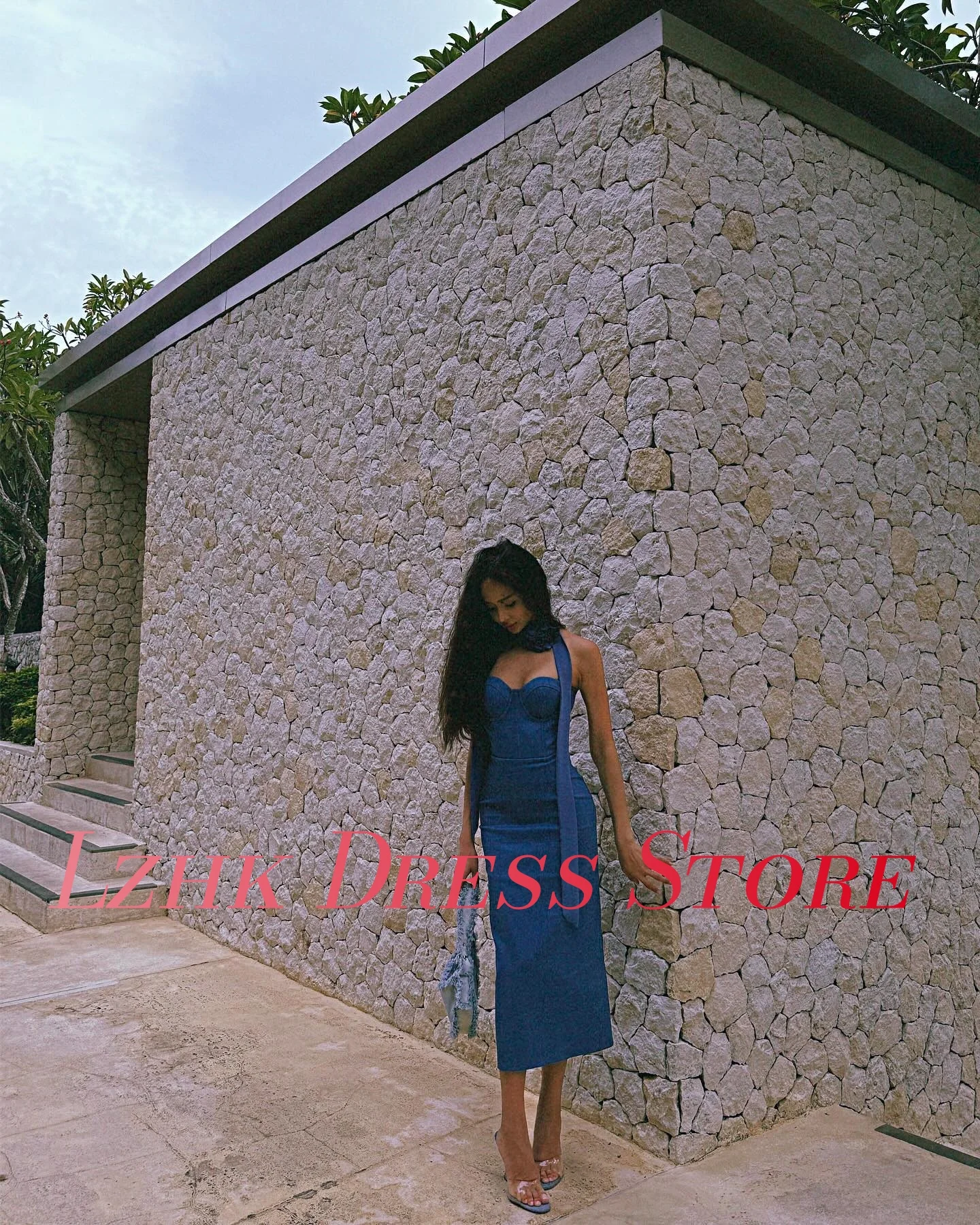 Abito da sera con nastri di fiori 3D dritti in jersey sexy personalizzato Abito da sera senza maniche con scollo a cuore di alta qualità