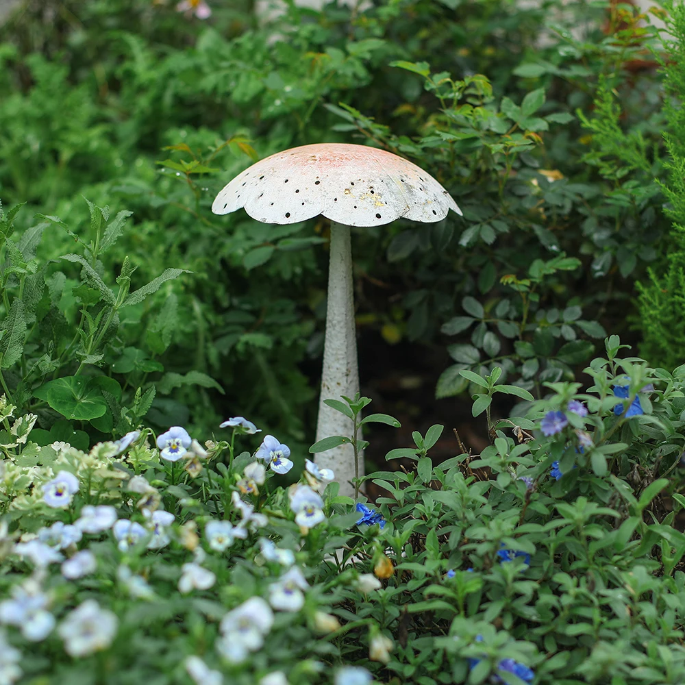 

Outdoor Mushroom Garden Decor Fairy Garden Accessories Pretty Garden Mushroom Statues for Yard New Year Gift Home decor