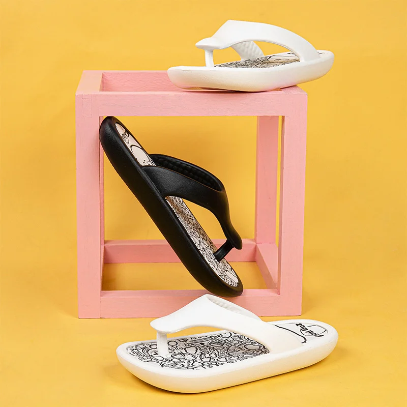 2022 Spring And Summer Women Slipper Graffiti Black White Couple Indoor Household Man Flip Flops Lovers Cool Home Slippers