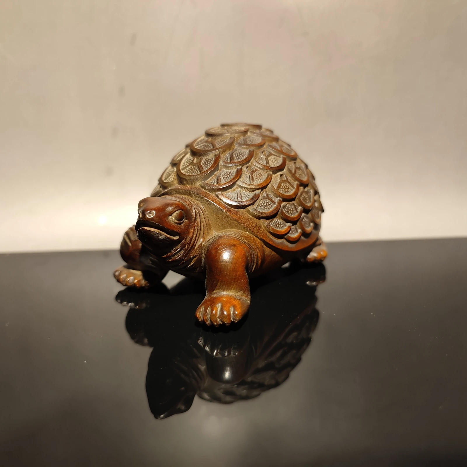 vintage carved wooden Turtle statue wood Boxwood mini gift Good luck money decor sculpture statue desk Study souvenir