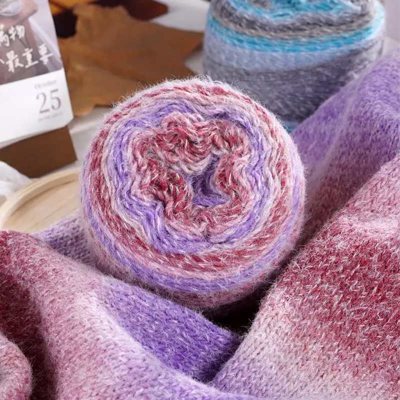 Buntes Langhaar-Wollmischgarn, Farbverlaufsgarn im Vintage-Stil, Mitteldick und Leicht zu Stricken, Weich und Angenehm, Geeignet für Strickpullover, Schals, Mützen, Teppiche und Andere Handarbeiten. 1