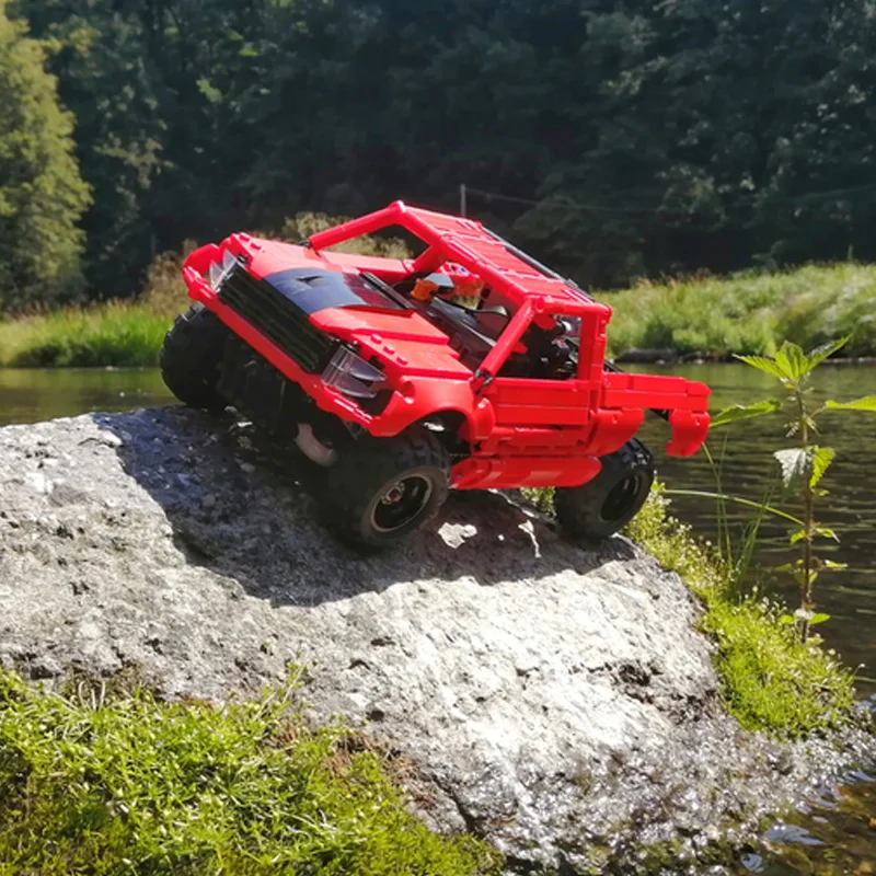 City Car Model MOC Building Bricks High-Performance Off-Road Racing Car Modular Technology Children Holiday Gifts Assemble Toys