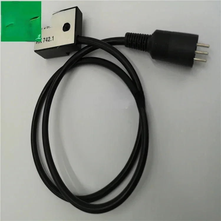 

Suitable for Sensor RK742.1 Man Roland Printing Machine Parts 037U302844