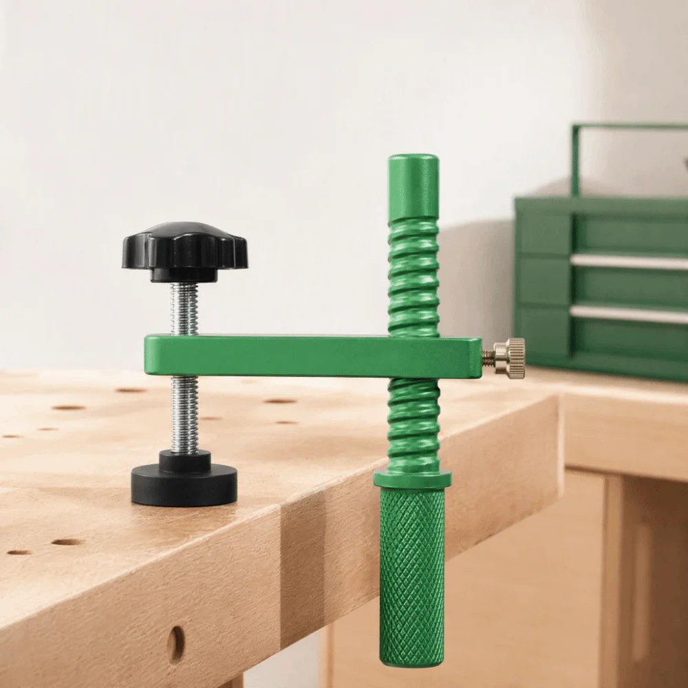 Aluminum Alloy Bench Dog Clamp 60mm Clamping Range Lightweight Design Quick Hold Down Clamp 20mm Dog Bore Quick Acting Mechanism