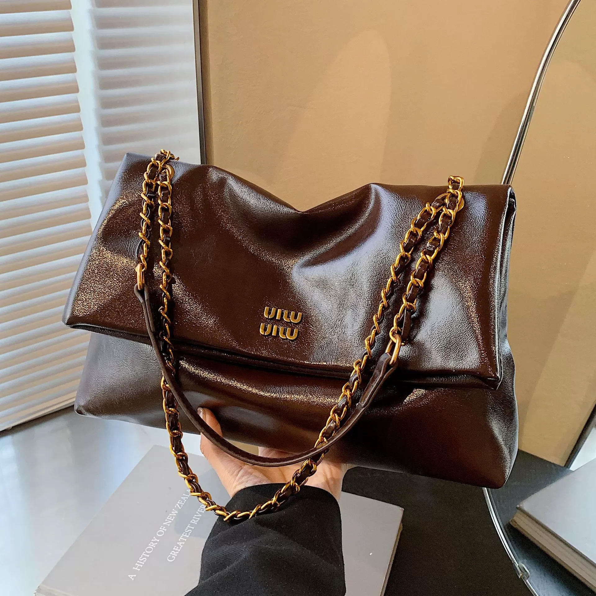 

New Vintage Leather Bags For Women Large Capacity Armpit Shoulder Bags Luxury Brand Designer's Handbags Folded High Quality Tote