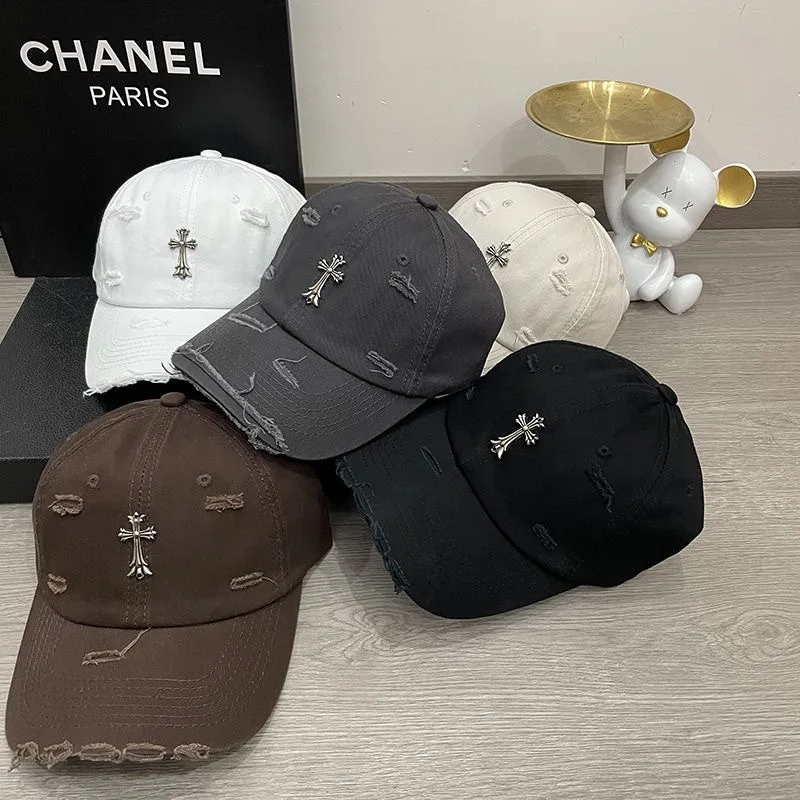 

Distressed Vintage Silver Logo Baseball Cap Curved Brim Breathable Adjustable Couple Matching Set