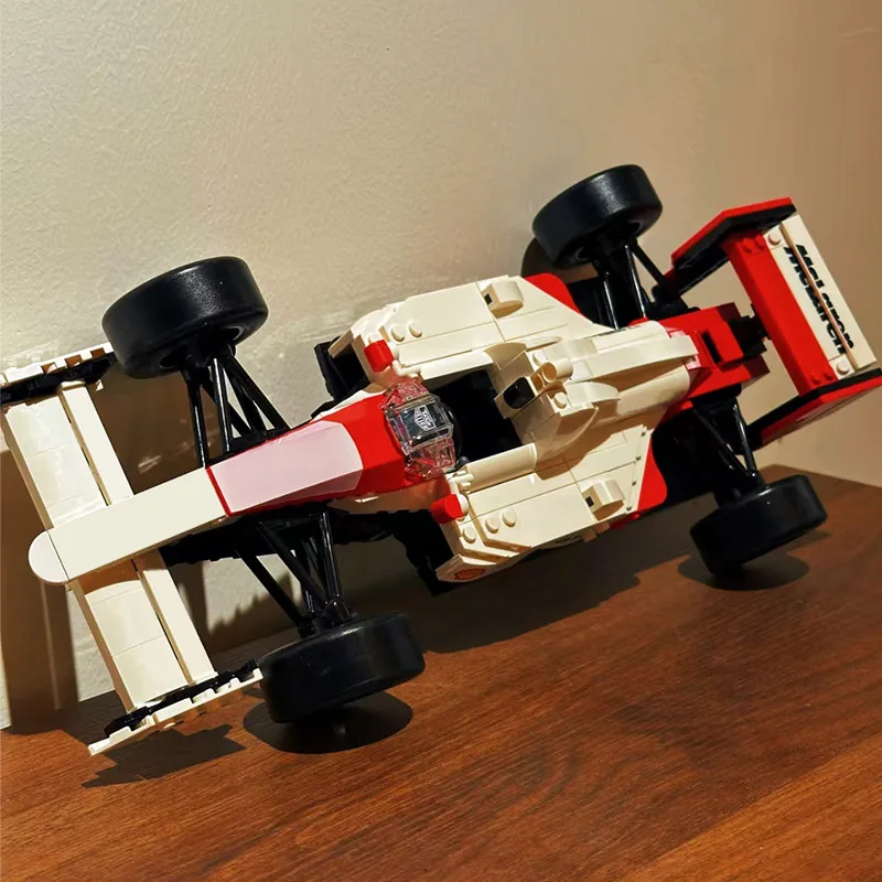 Heiße Angebote 693-teiliger MOC Sena Racing Mp4 Nigel Mansell Mechanische Gruppe Bausteine Kreative Steine Weihnachtsgeschenke für Erwachsene – Detail 2