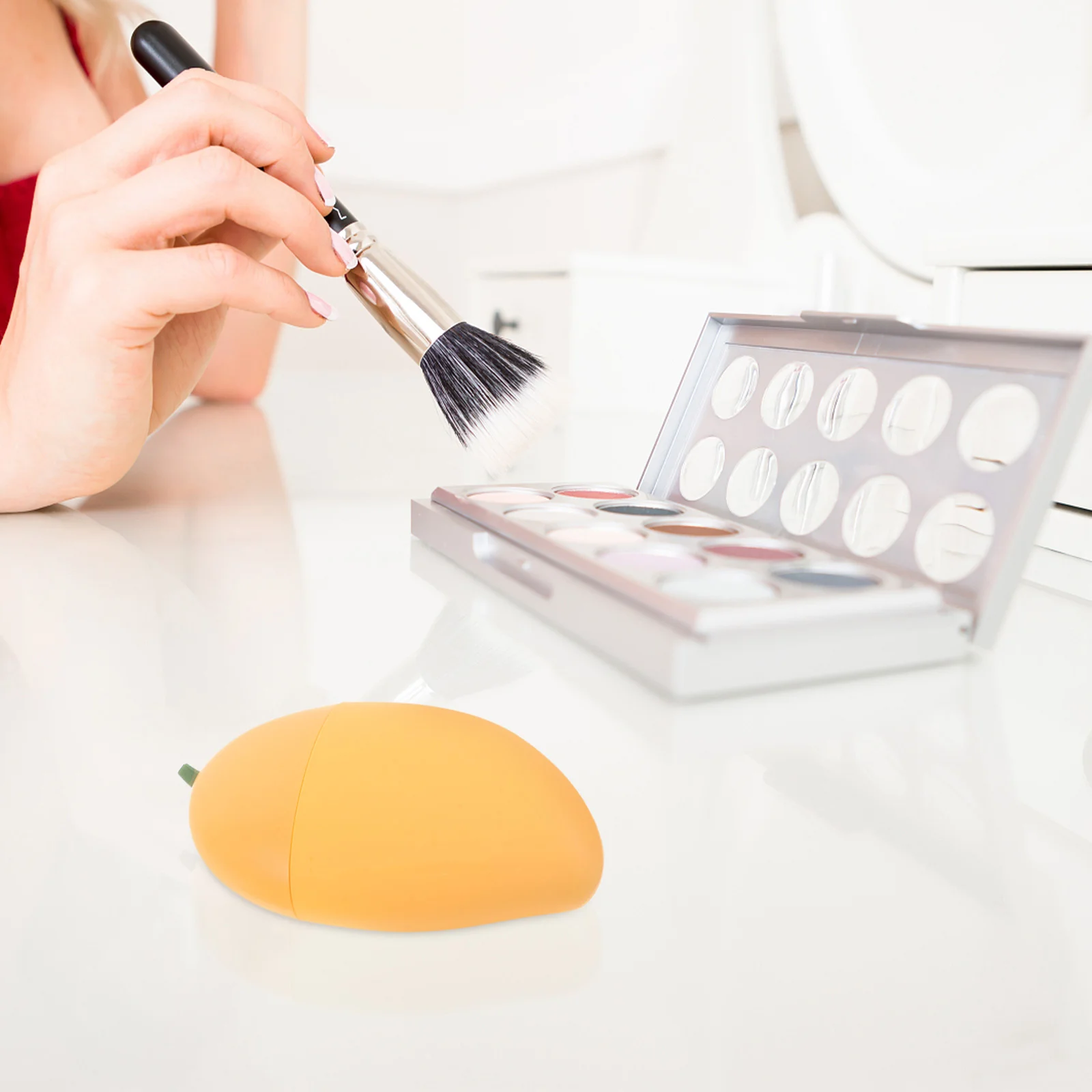 Contenitori per lozione a forma di mango da viaggio da 5 pezzi Bottiglie vuote portatili eleganti per gli elementi essenziali per la cura della pelle Bottiglie per shampoo da viaggio