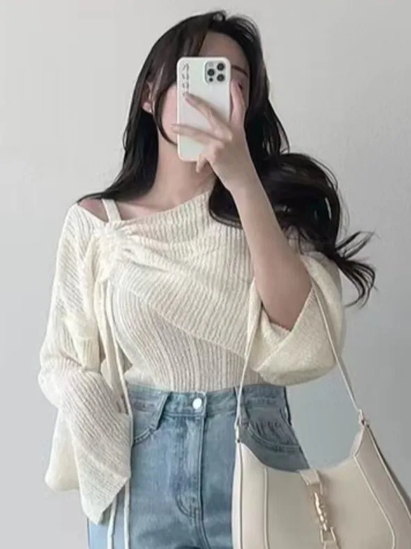 

Chic Trendy Slim Fit Knitted Vest with Dstring Inner Wear Two Piece Set for Women Comfortable Breathable Color Commu...