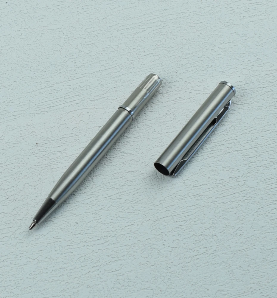 Mini-Kugelschreiber aus Metall mit gedrehtem Aktiv – 0,7 mm feine schwarze Tinte aus Edelstahl im Taschenformat, Büro- und Schulbedarf – Detail 5
